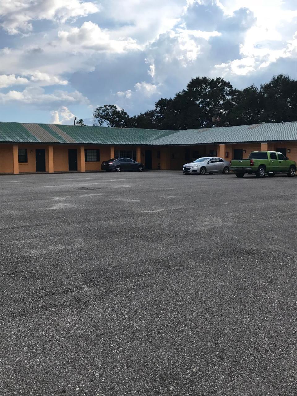 Greenlawn Motel Atmore Exterior photo